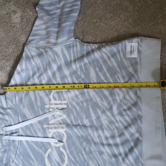 Calvin Klein Performance Cropped Hooded Sweatshirt - Picture 5 of 5